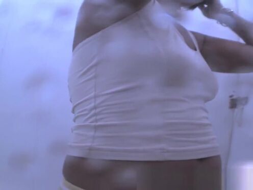 Смотреть видео зрелая отдает долги аналом порно