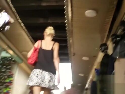 Порно смотреть онлайн люди с лошадьми грубо