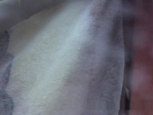 Порно энистон в душе слитые с самотыком