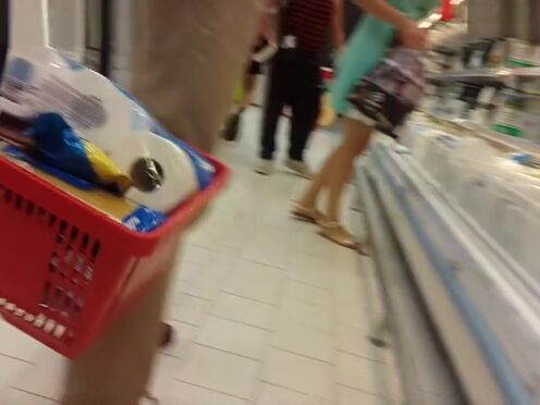 Мужик трахает четырехлетнего пацана