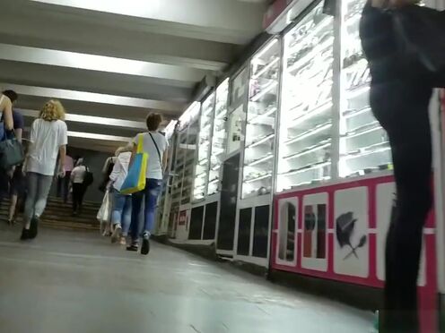 Миниатюрные девушки с хорошими формами порно