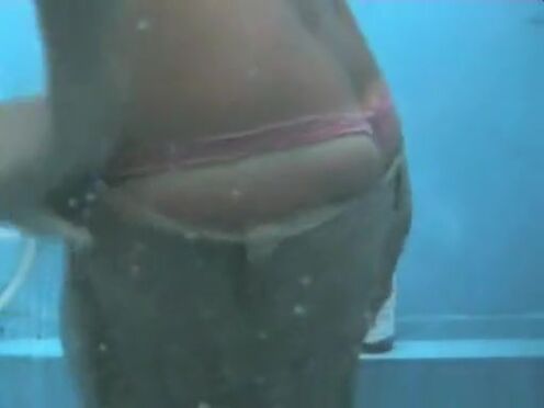 Отец трахнул родной дочь на чердаке