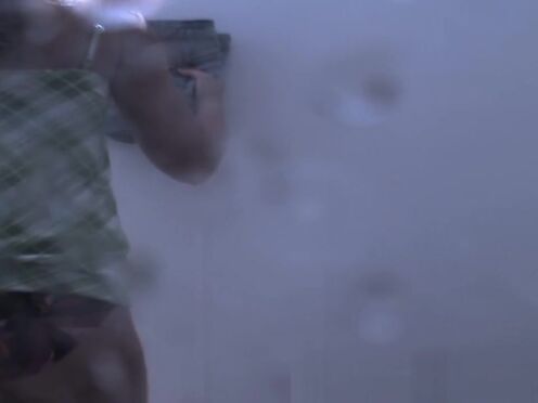 Смотреть порно видео принуждение толпой после тренировки