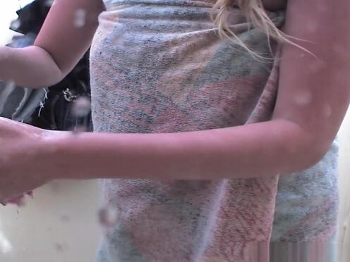 Секс порно на работе очень сильно трахают