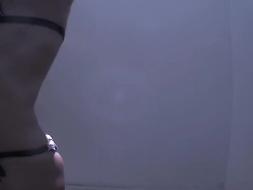 Видео девушка парня учит заниматься сексом