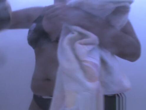 Смотреть порно видео трахнул красотку в раздевалке