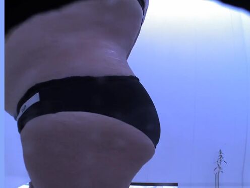 Пришел в гости к учительнице домой трахаться