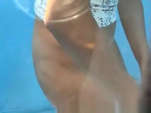 Смотреть видео по самые яйца порно