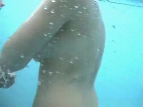 Парень украл девушку из праздника и трахнул