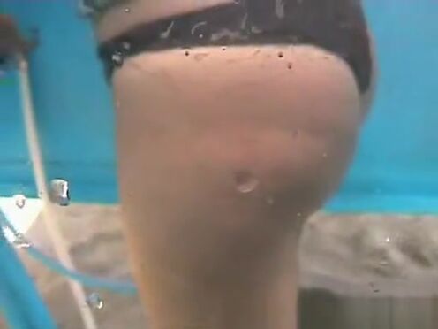 Смотреть секс на работе с двумя девушками