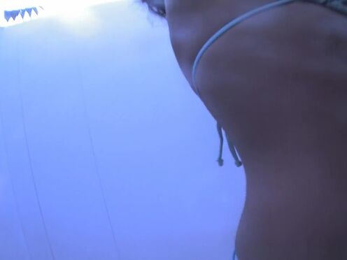 Секс аниме врач трахнул девушку в поезде