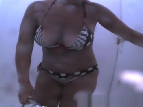 Секс в резиновых перчатках массаж