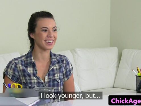 Мужик ебет кошку зоофилия порно