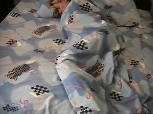 Секс массажист неожиданно сунул член клиенту клиентку