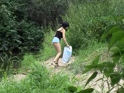 Смотреть порно залезла папе в штаны