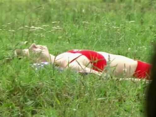 Порно геев застрял в дверях лифта