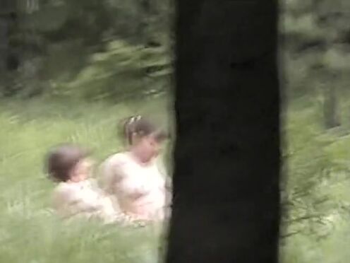 Младшая сестра застряла в машинке порно