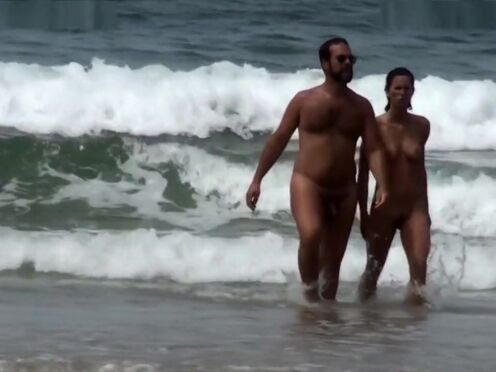 Порно видео жены обменялись парами на негров