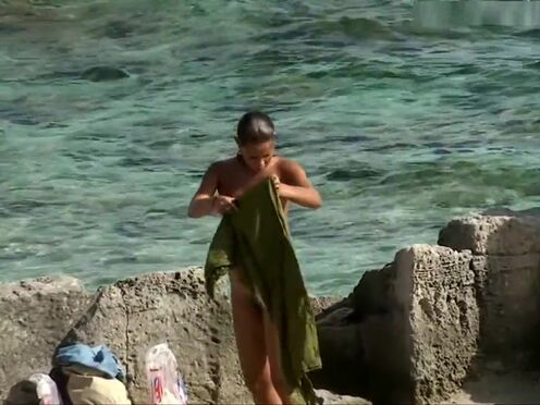 Голые жены волосатой писей секс дома русских