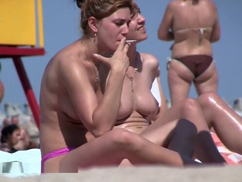 Глотает сперму русское групповое порно видео