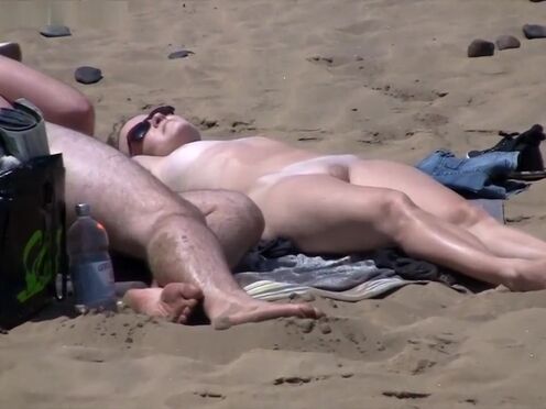 Попросил девушку показать грудь за деньги порно