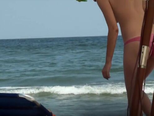 Две девушки напали на электрика секс