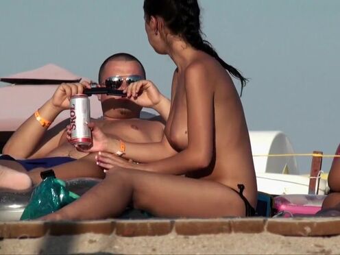 Порно секс две молоденькие девушки и парень