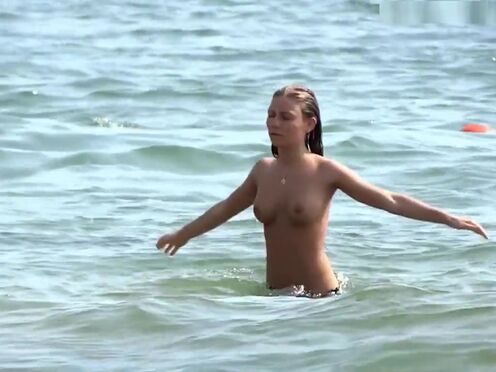 Порно анал молодых сисястых девушек натуральные