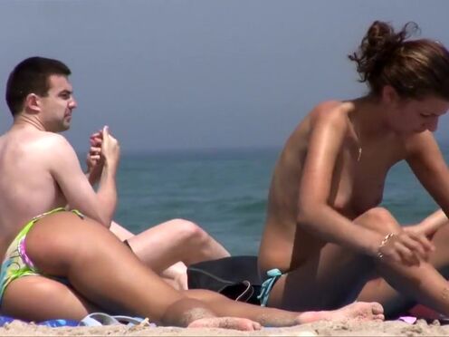 Порно жесткое негры охотятся за русскими мамками