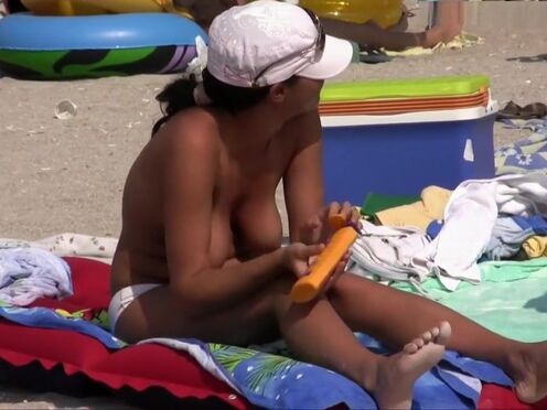 Смотреть порно жесткий секс втроем с неграми