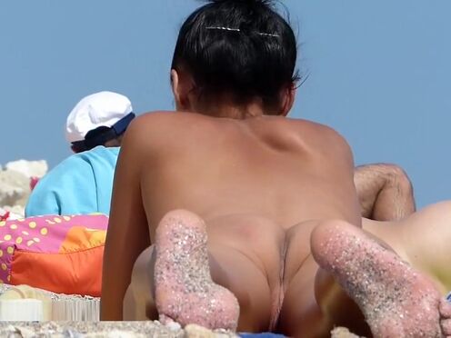 Порно кончает от быстрой ебли