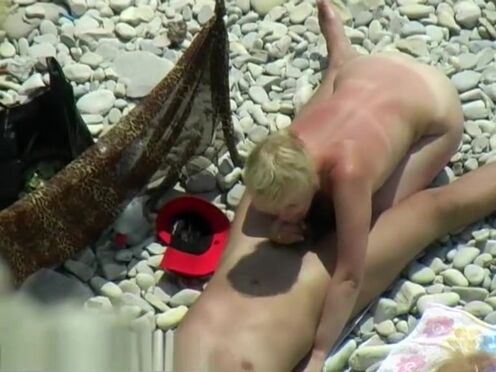 Порно грабитель принуждает японку с сексом