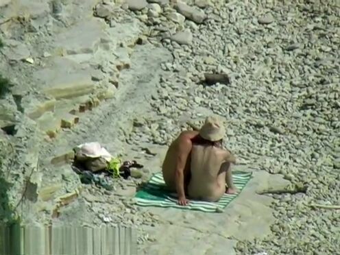 Порно вылизал сикель и трахнул ее