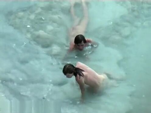 Порно выебал телку в подъезде