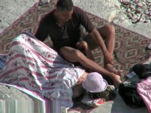 Порно выебал девку и наполнил жопу спермой