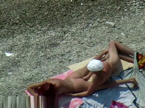 Порно видео член под струей воды