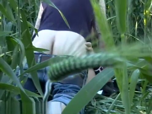 Порно видео трахнули мамку за долги сына