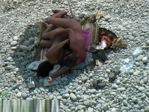 Порно видео т девушку не снимая платья