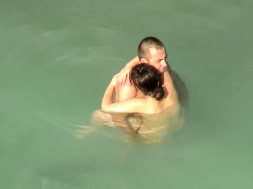 Порно два богатых негра ебет молодую телку