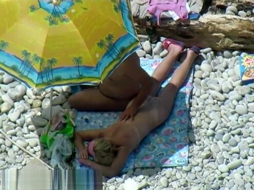 Порно где очень сильно трахают спящих женщин