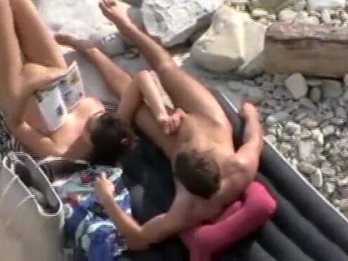 Порно собачий узел застрял в анус русских