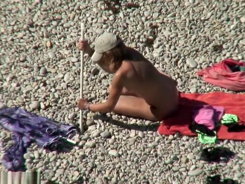 Порно дядя трахает молоденькую племянницу крупным планом