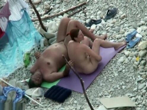 Соблазнила двоих парней на секс