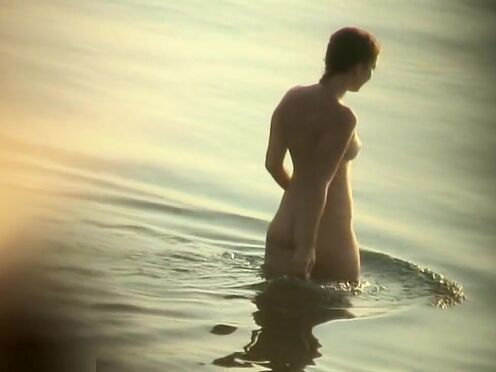 Порно секс за стенкой у родителей