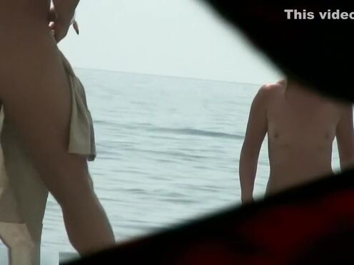 Случайный секс с юной подружкой дочери