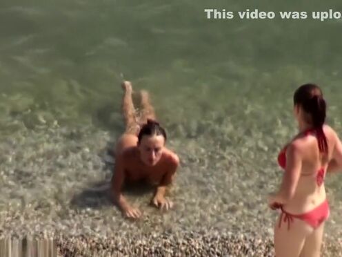 Смотреть порно ступни нейлон шпильки