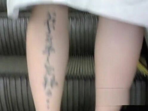 Расплатилась с соседом сексом