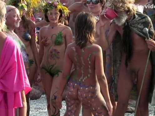 Смотреть онлайн порно видео трахнул фитоняшку