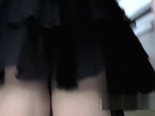 Массажистка голая дрочит без секса