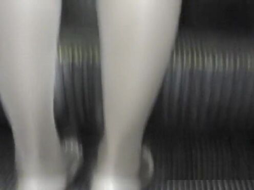 Секс массажист ебет пальчиком стоны